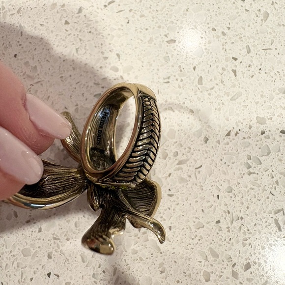 Heidi Daus iris ring - Picture 4 of 5